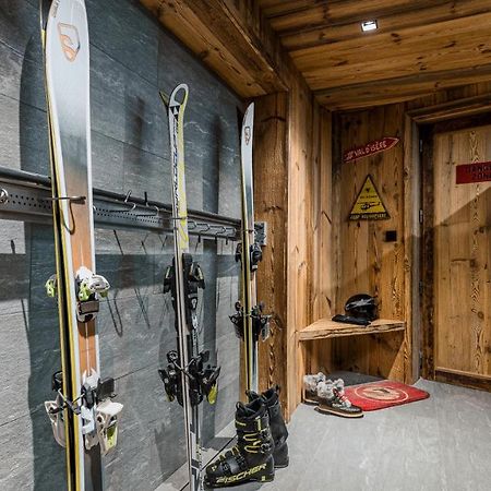 Chalet Orca, Val d'Isère - 14 pers - 420m2 Villa Esterno foto