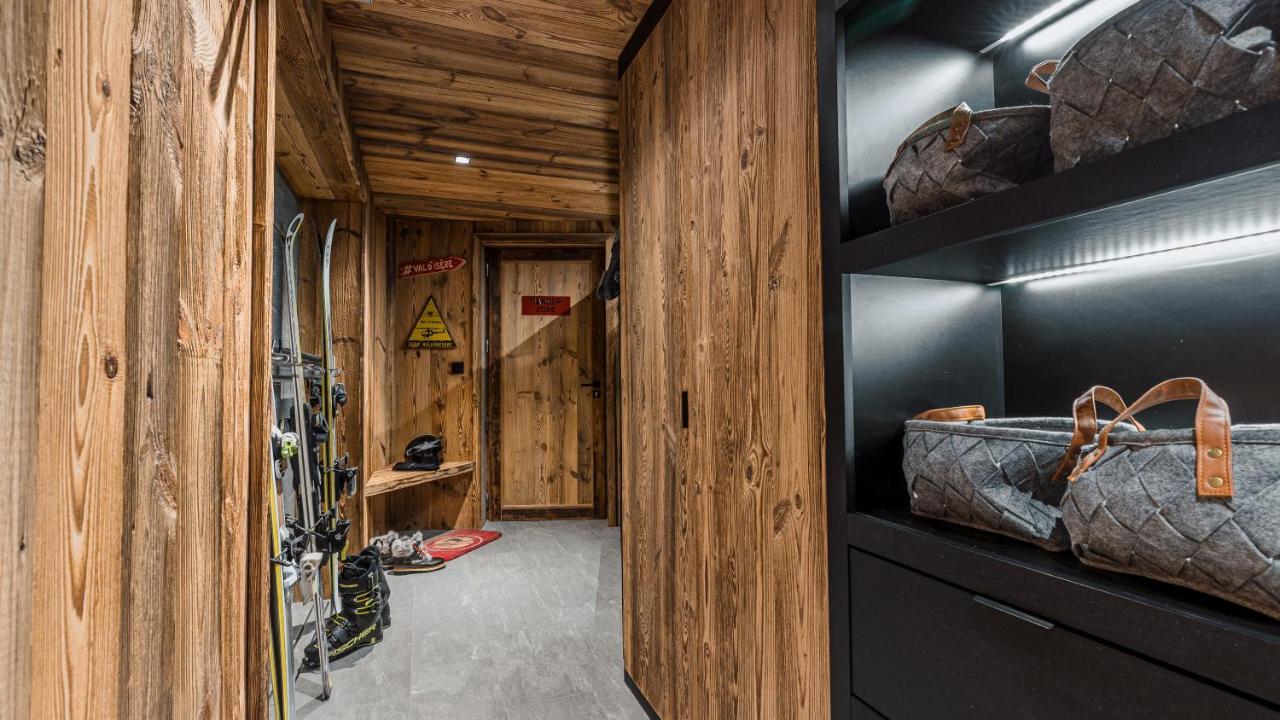 Chalet Orca, Val d'Isère - 14 pers - 420m2 Villa Esterno foto